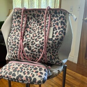 Purse with zipper case to match